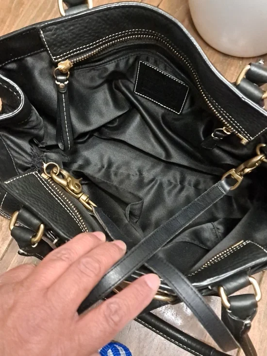 Coach Hamptons Carryall in black 2006 Clean & Beautiful💝 - Picture 8 of 11